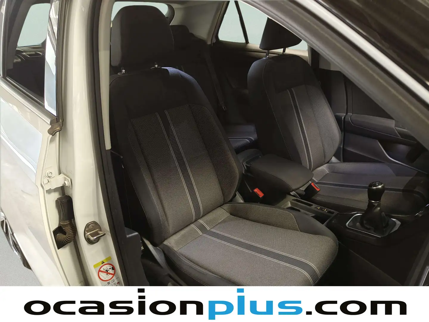 Foto Volkswagen T-Roc Volkswagen T-Roc Advance Style 1.6 TDI (115 CV)