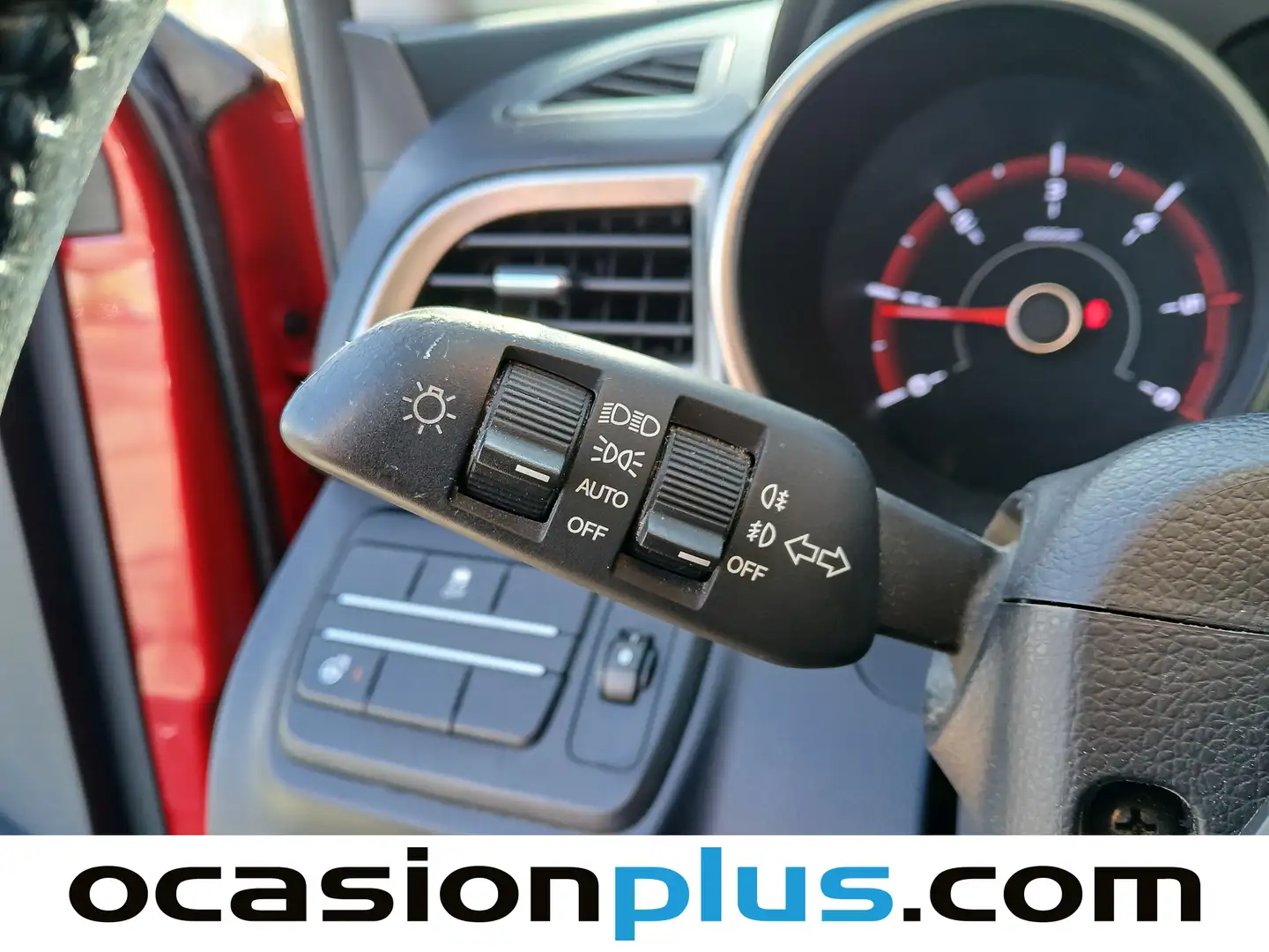 Foto SsangYong Tivoli Ssangyong Tivoli D16T Limited 4x2 (115 CV)