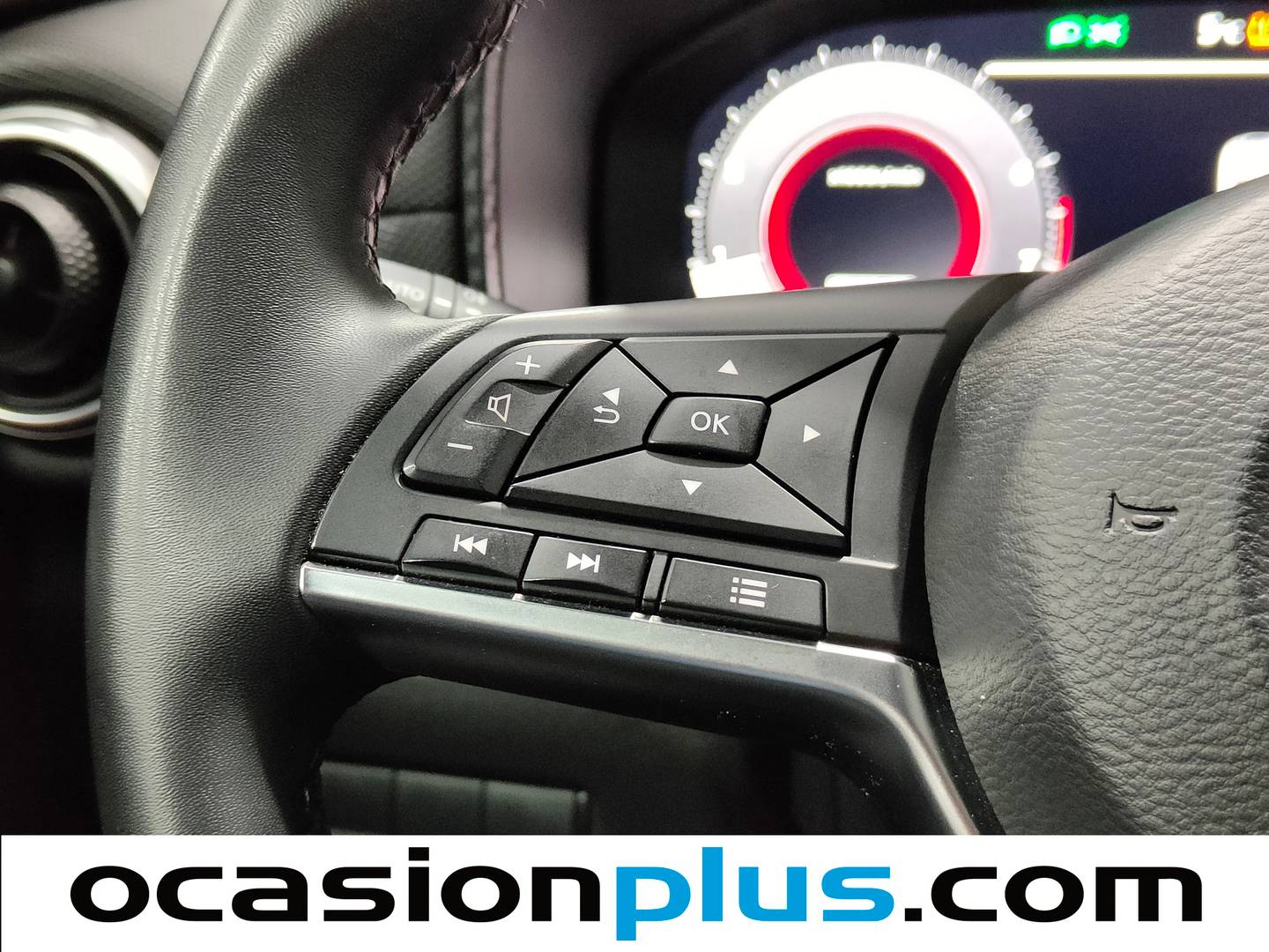 Foto Nissan JUKE Nissan Juke DIG-T N-Connecta 4x2 (114 CV)