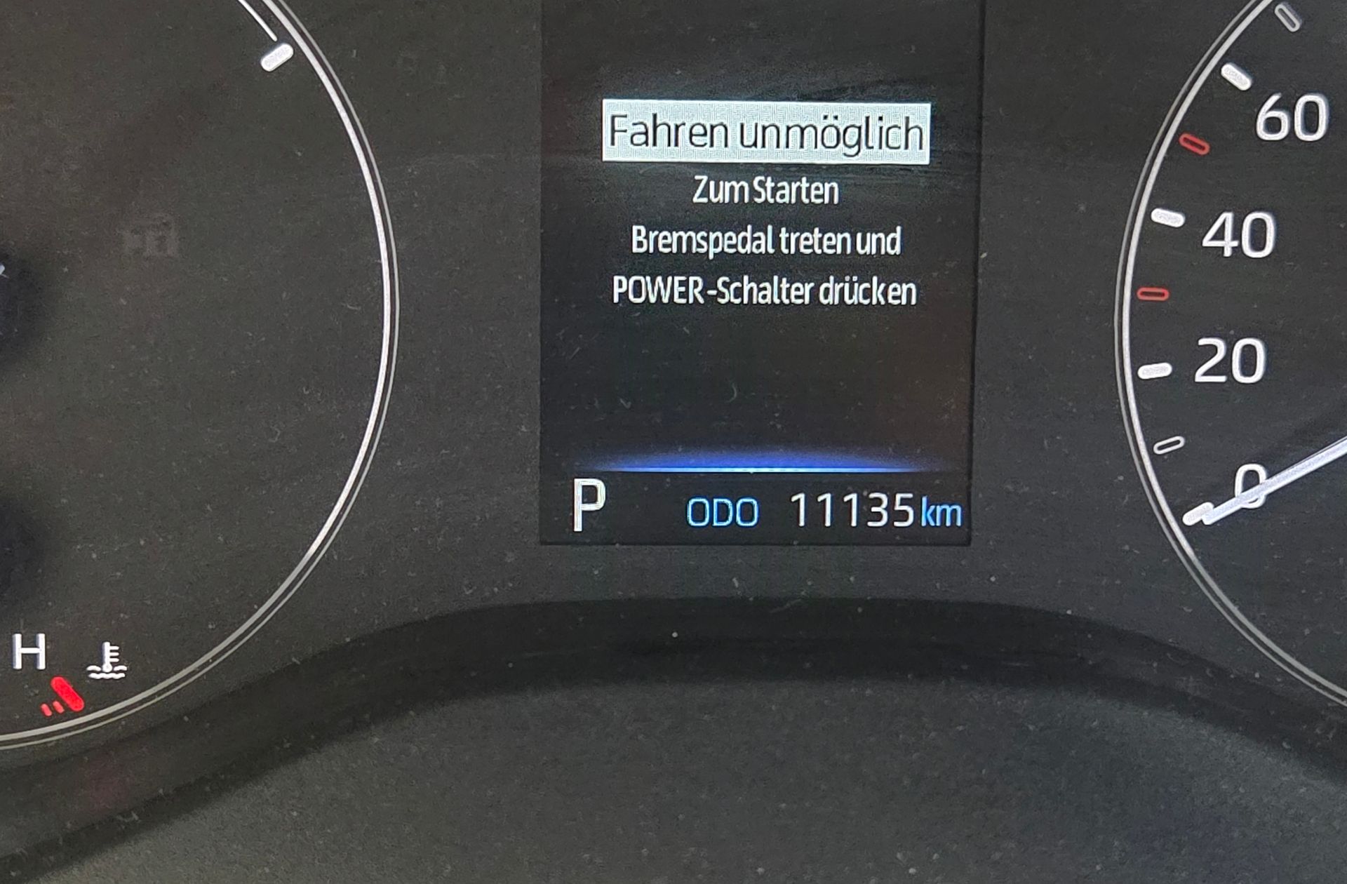 Toyota Yaris 120H Active Plus - foto 7