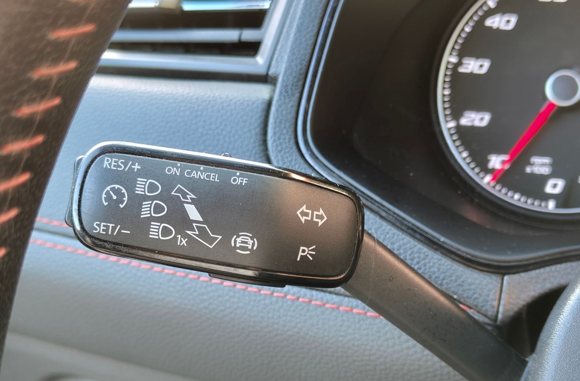 SEAT Arona 1.0 TSI Ecomotive FR DSG - foto 25