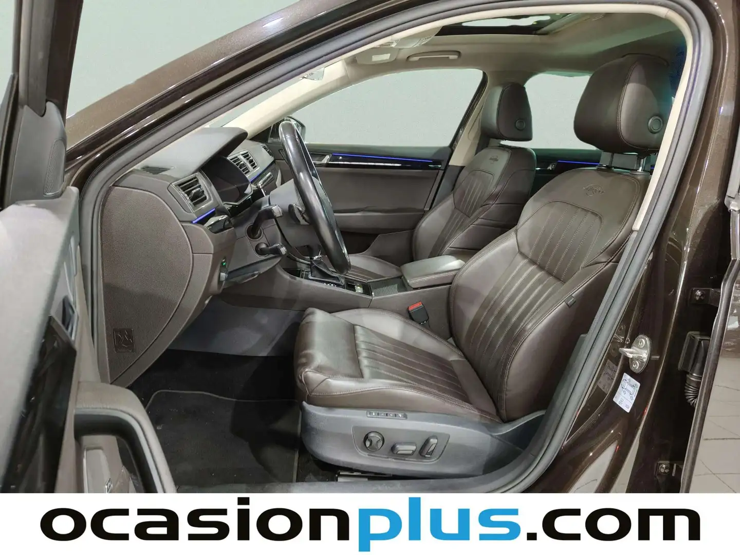 Foto Skoda Superb Skoda Superb 2.0 TDI Laurin&Klement DSG (190 CV)