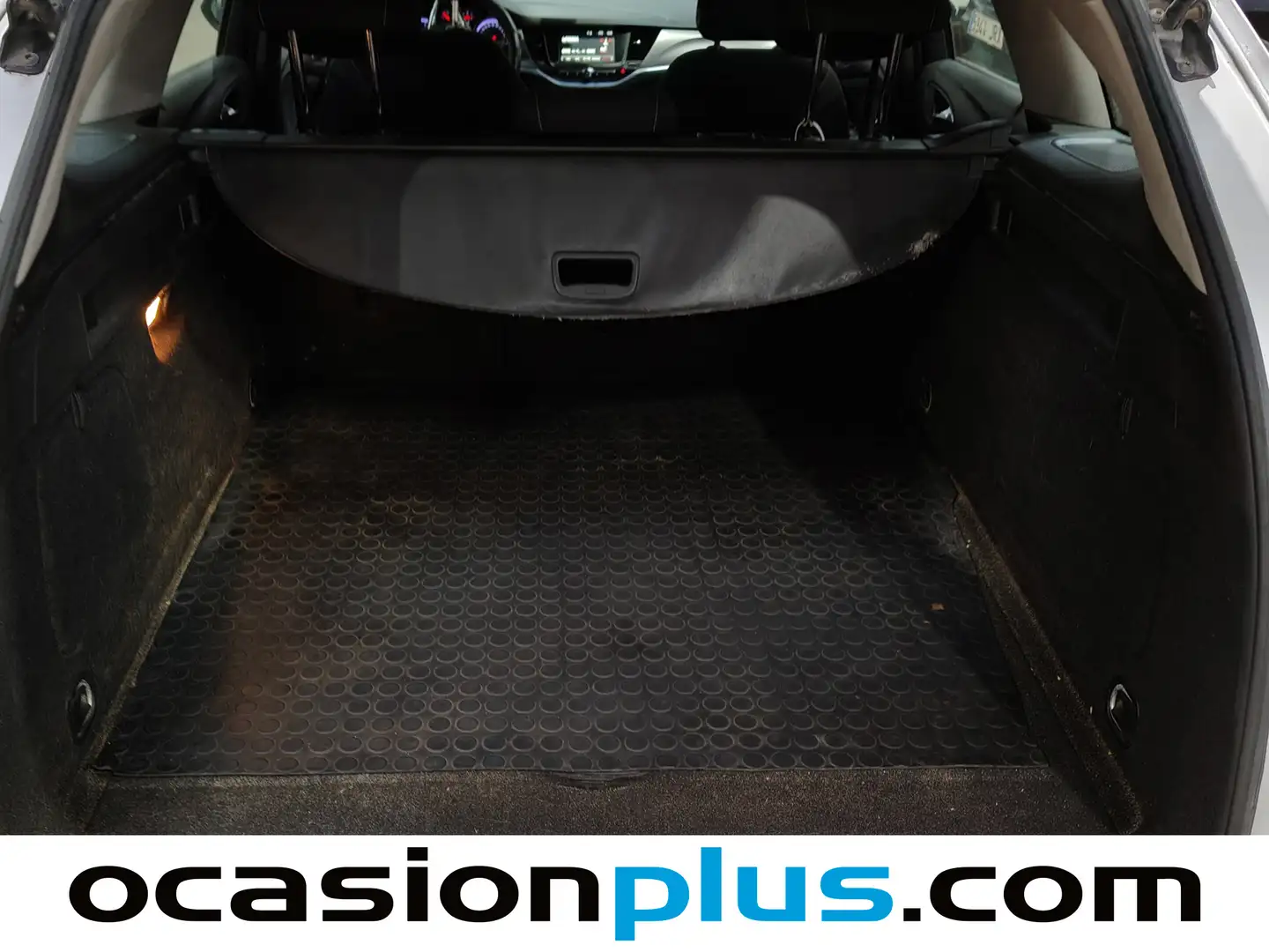 Foto Opel Astra Opel Astra Sports Tourer 1.6 CDTI Business + (136 CV)