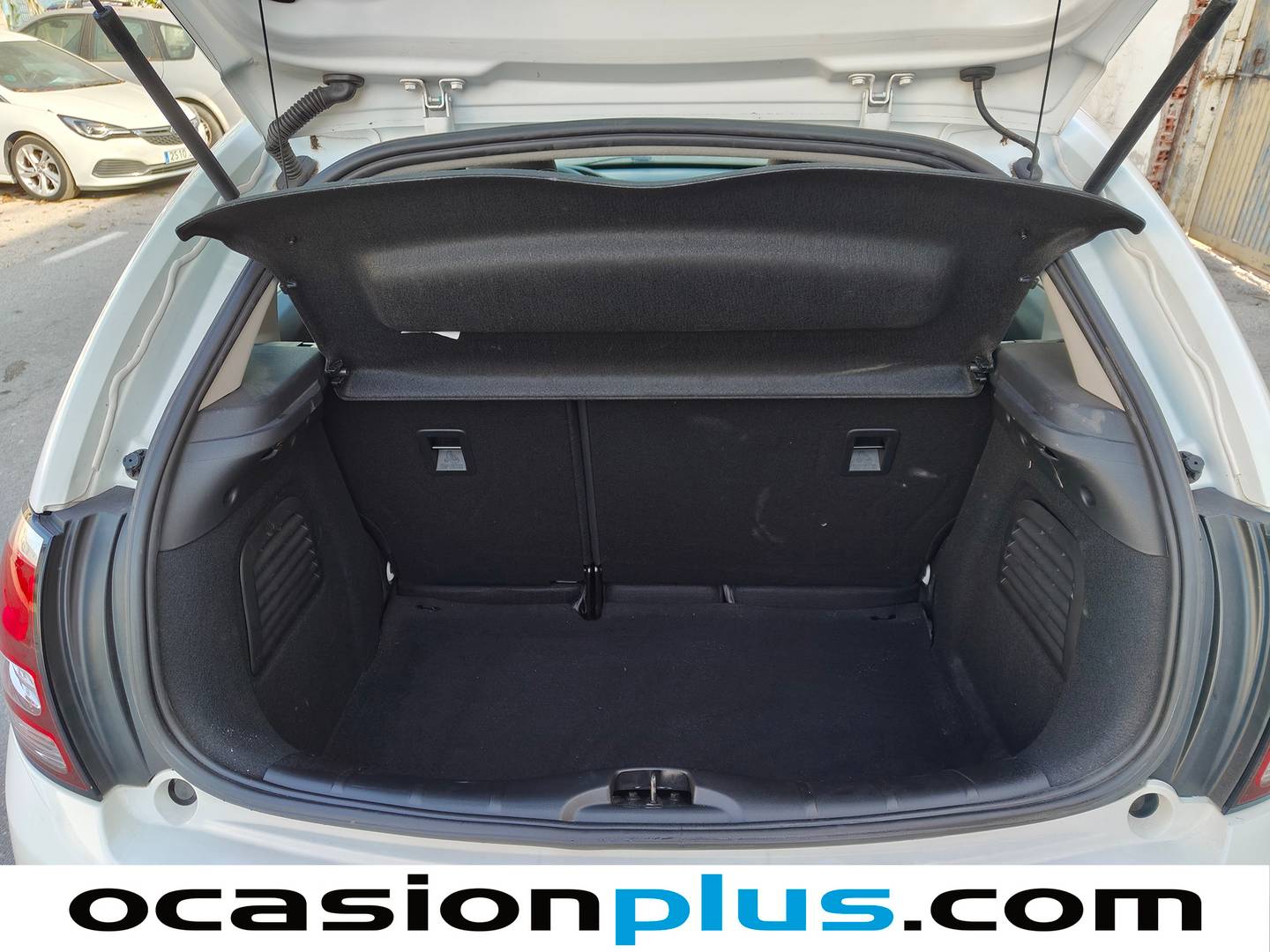 Citroën C3 Citroën C3 PureTech 82 Live (82 CV) manual