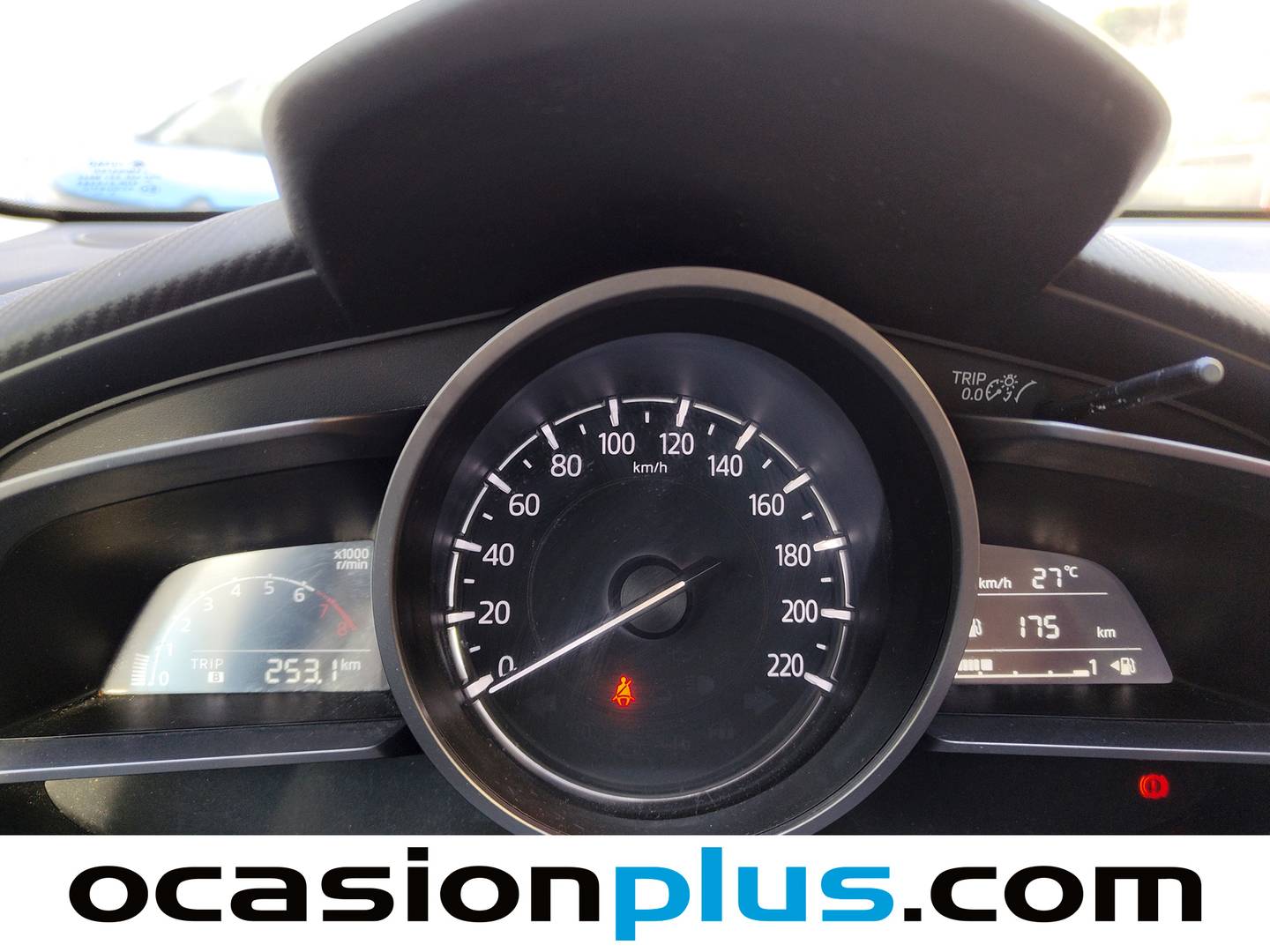 Foto Mazda Mazda2 Mazda Mazda 2 1.5 GE Sport Red Edition  (90 CV)