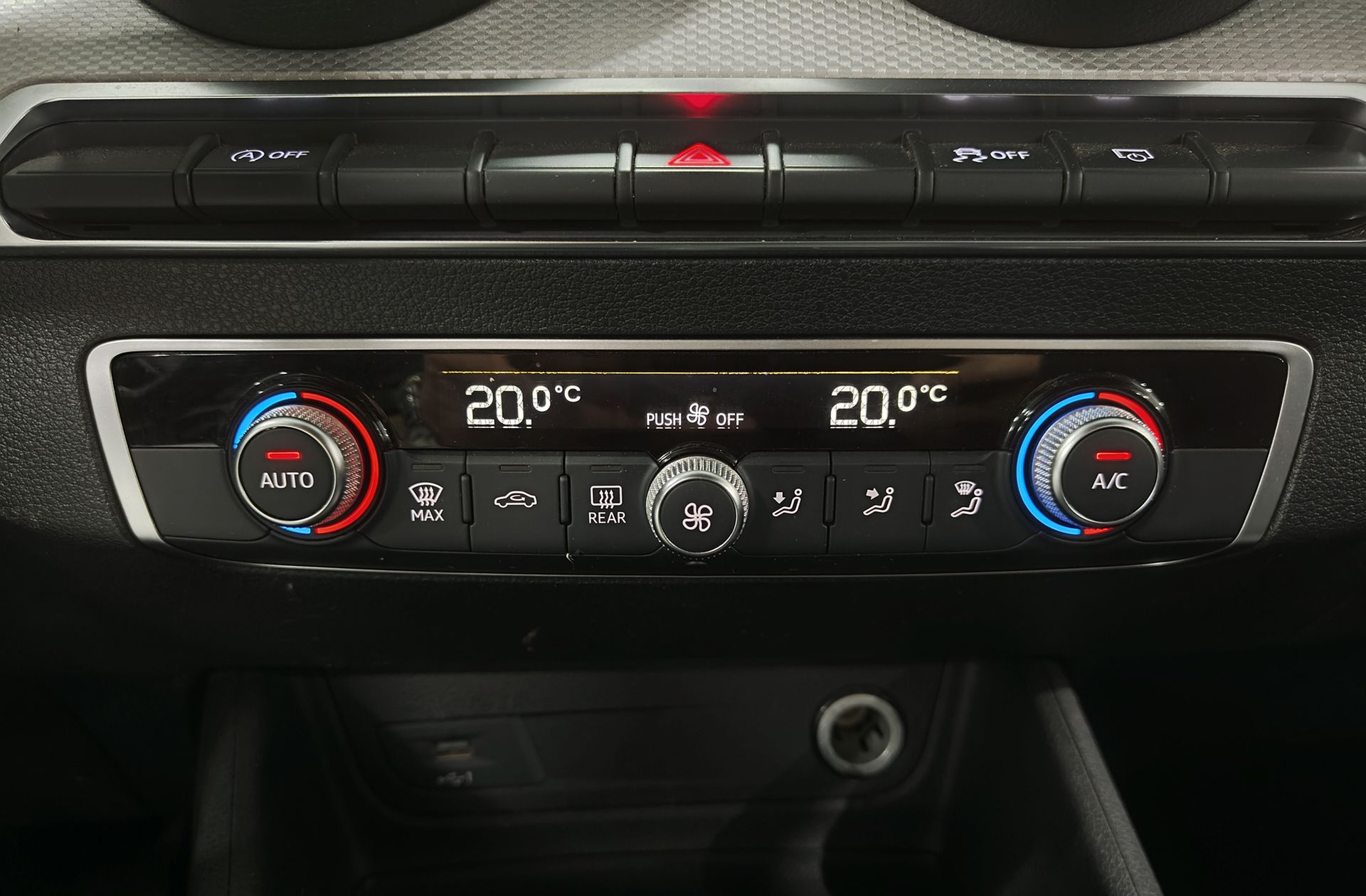 Audi Q2 30 TDI - foto 28