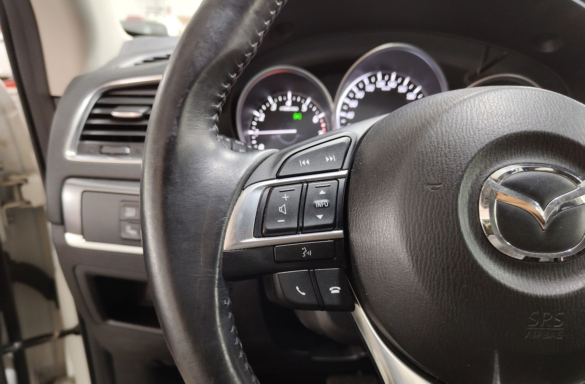 Mazda CX-5 2.5 Luxury Premium Travel SunRoof - foto 27