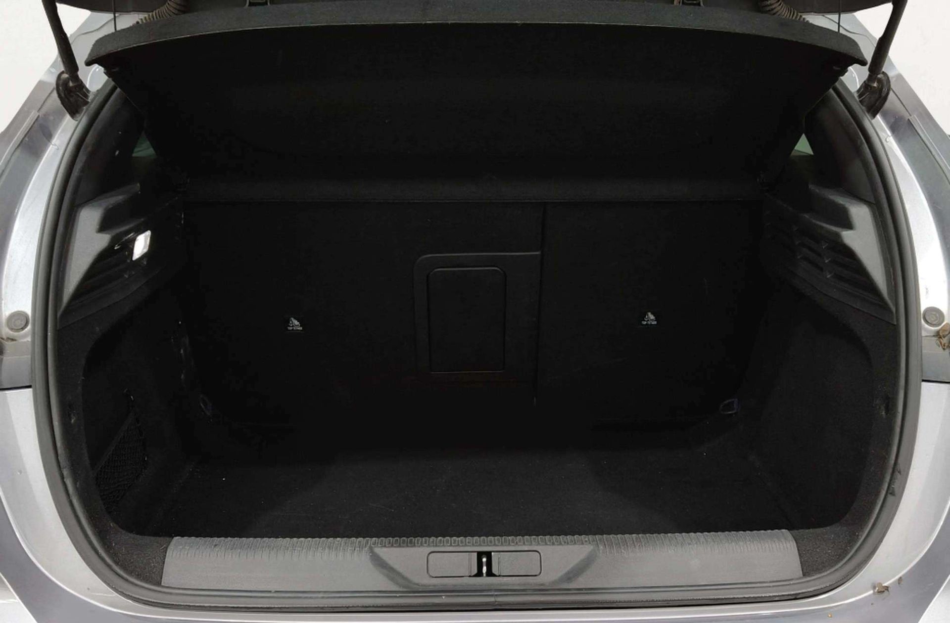 Peugeot 308 Allure Pack BlueHDi 130 EAT8 - foto 22
