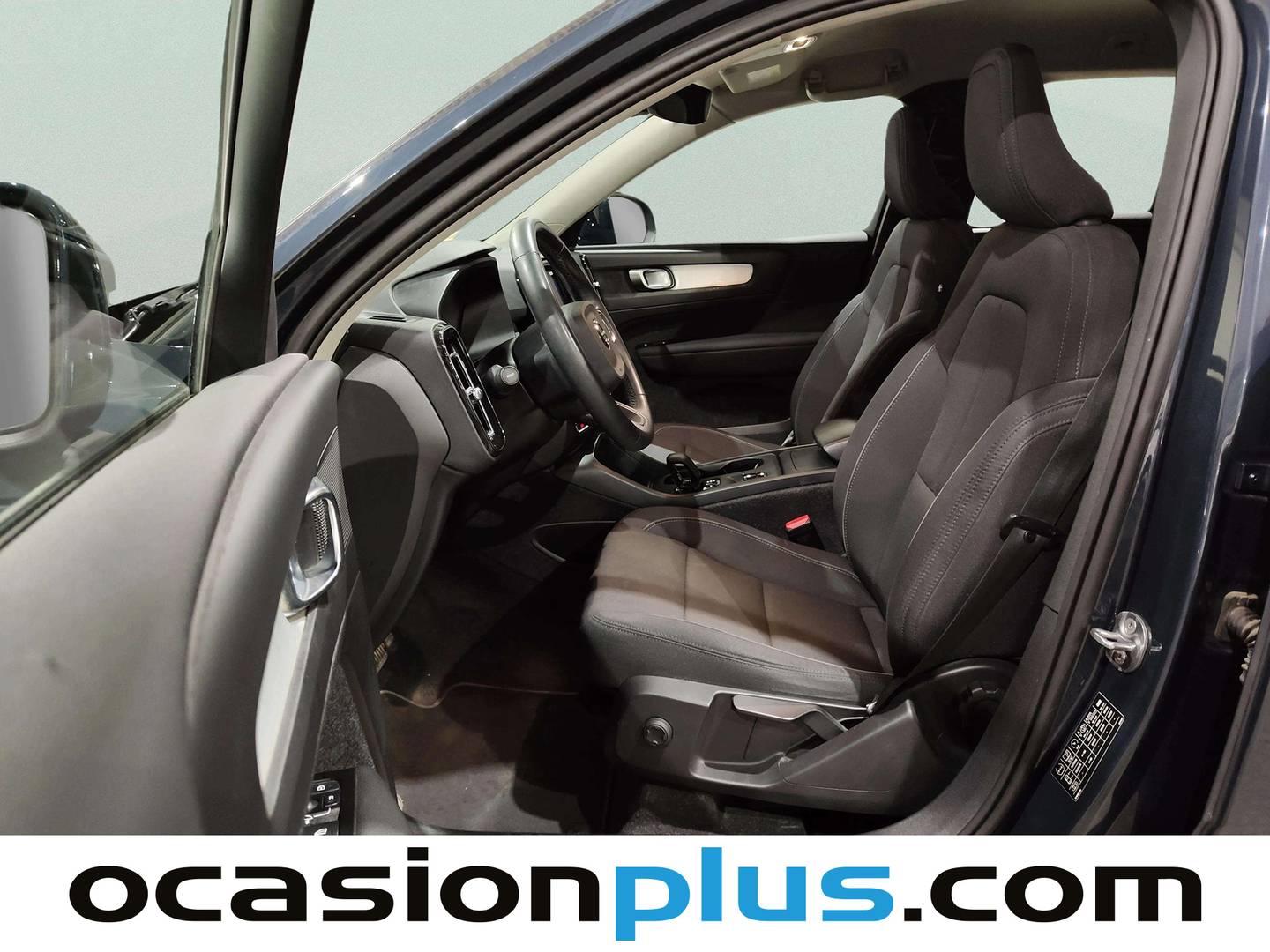 Foto asientos delanteros Volvo XC40 Volvo XC40 T2 Momentum Pro Auto (129 CV)