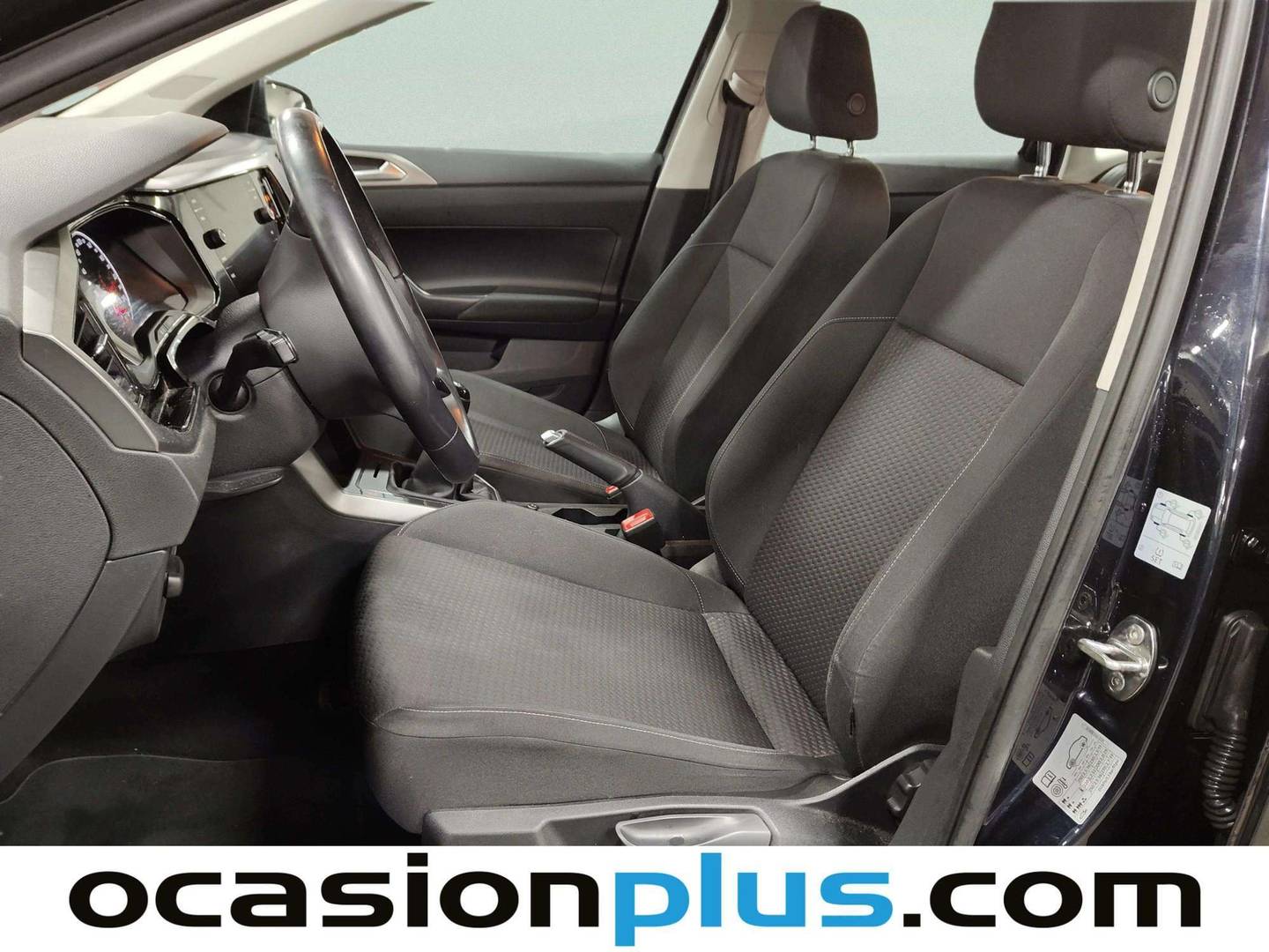 Foto asientos delanteros Volkswagen Polo Volkswagen Polo Advance 1.0 TSI (95 CV)