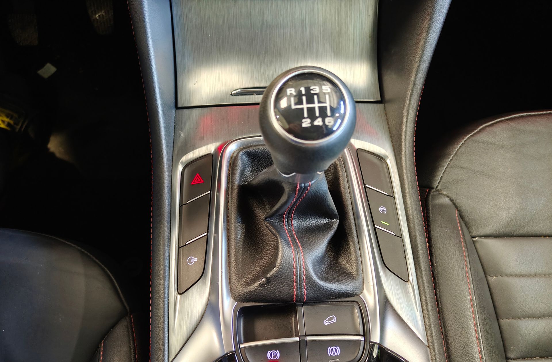 MG HS 1.5 Turbo GDI Luxury - foto 5