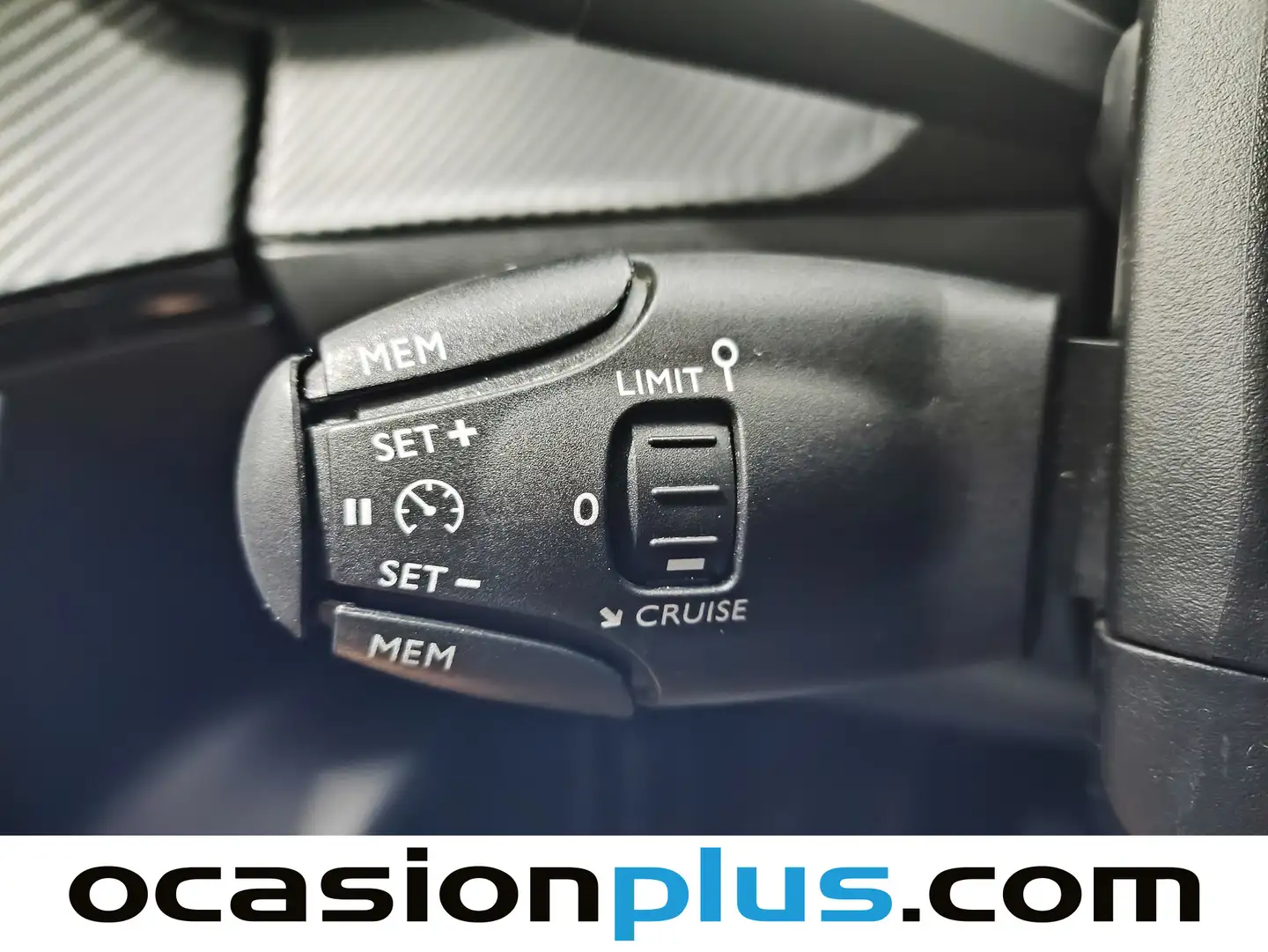 Foto Peugeot 2008 Peugeot 2008 PureTech 130 S&S Allure Pack (130 CV)