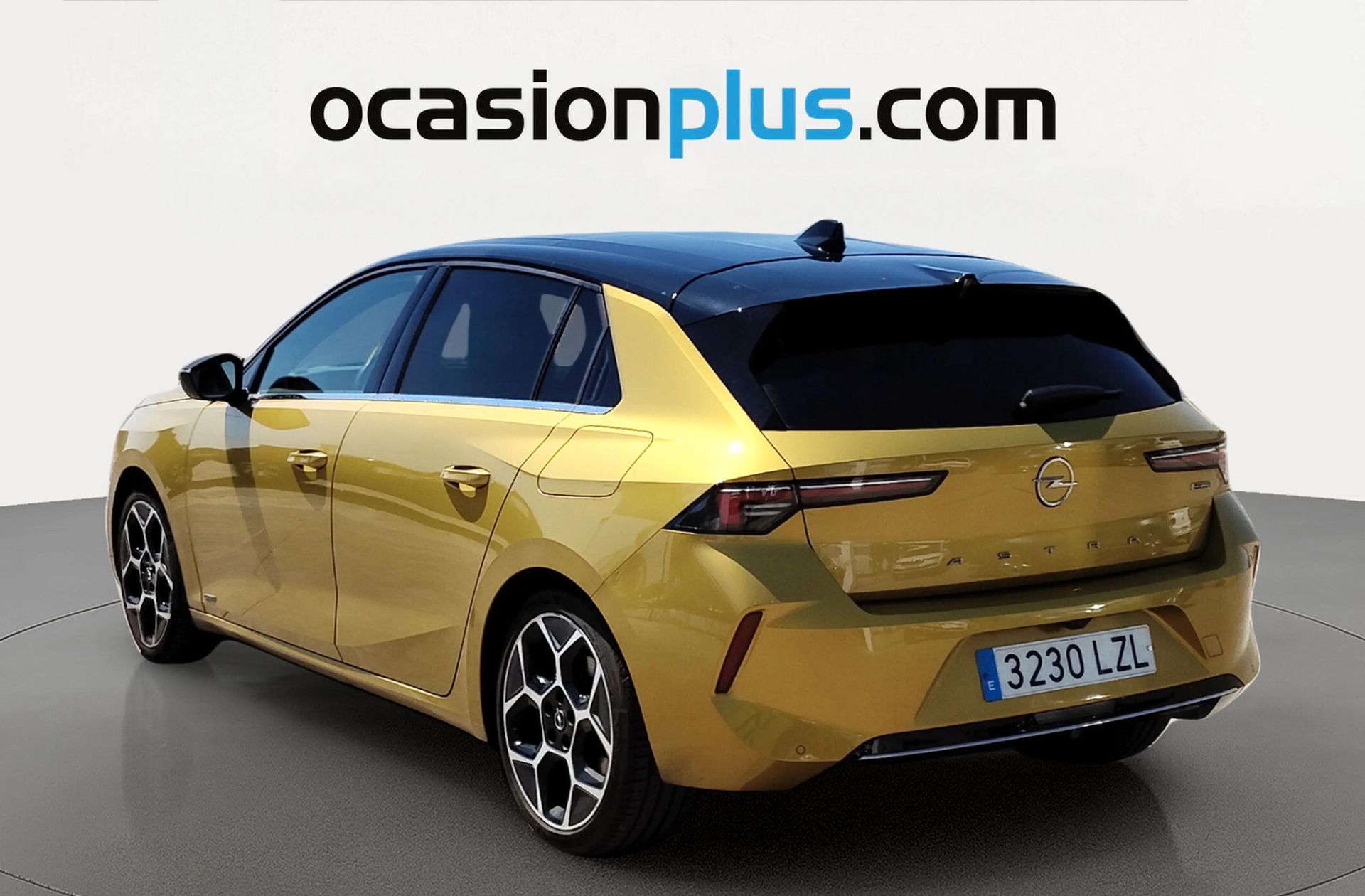 Opel Astra 1.6T Hybrid Ultimate - foto 3