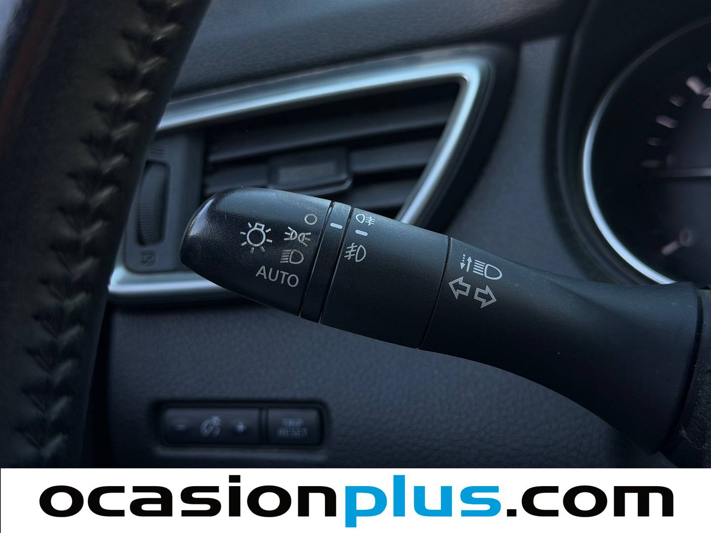 Acabados Nissan QASHQAI Nissan Qashqai dCi 110 N-Connecta 4x2  (110 CV)