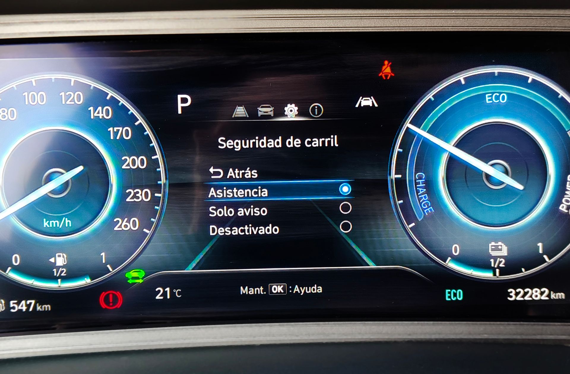 Hyundai Kona 1.6 GDI HEV Maxx DCT - foto 15