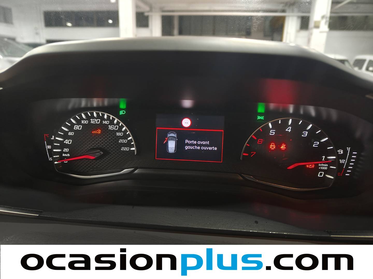 Foto Peugeot 208 Peugeot 208 PureTech 100 Allure (100 CV)