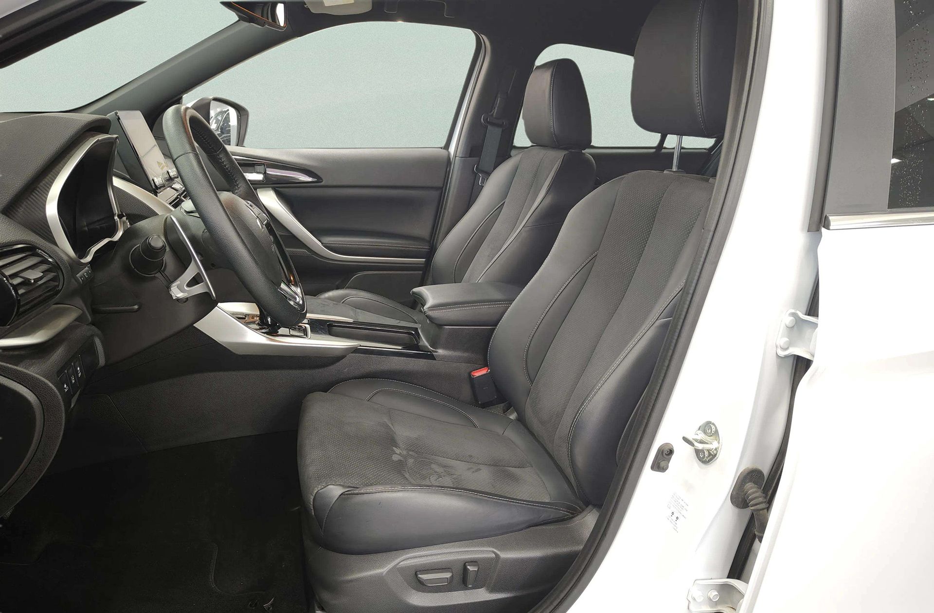 Mitsubishi Eclipse Cross 2.4 PHEV Kaiteki 4WD - foto 10
