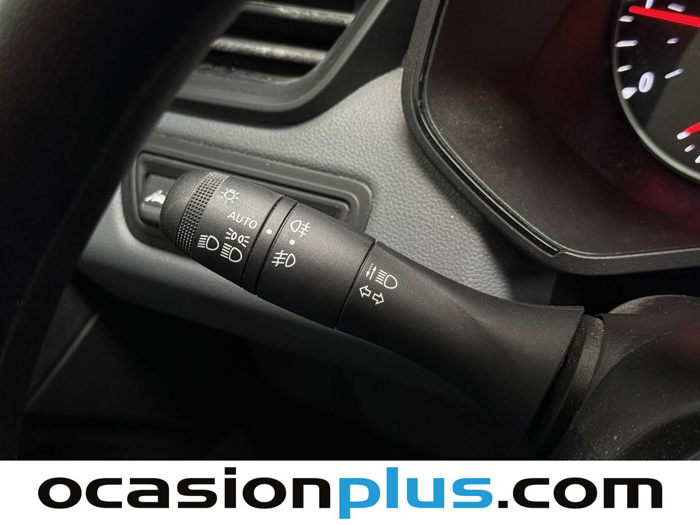 Acabados Renault Clio Renault Clio Business Blue dCi (100 CV)