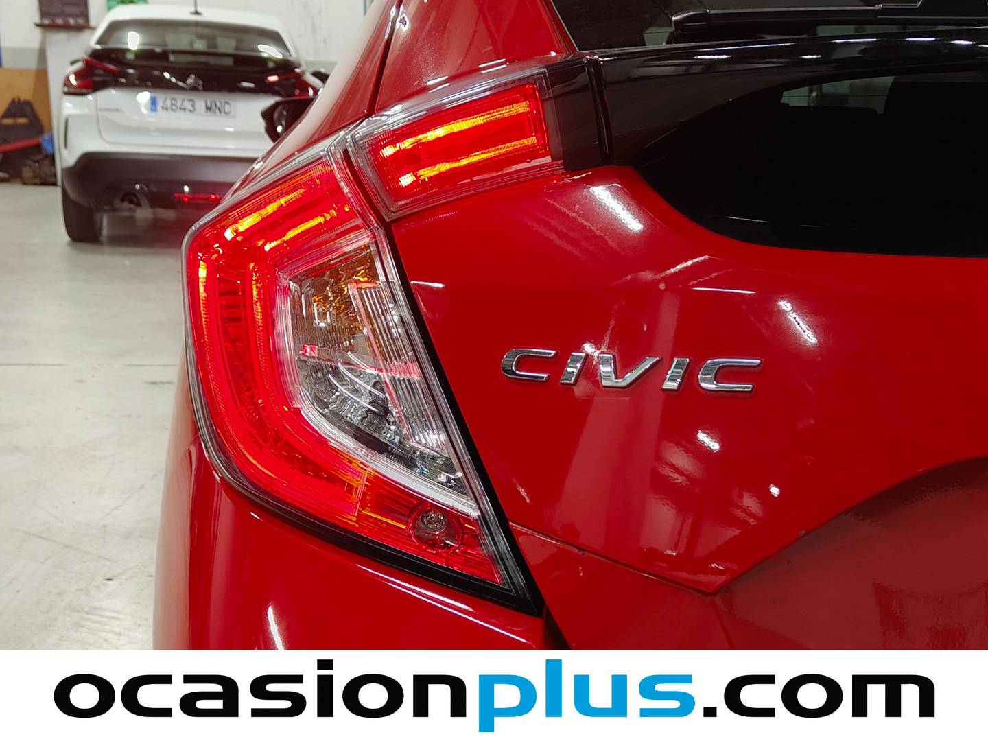 Paquetes del Honda Civic Honda Civic 1.0 I-VTEC TURBO Elegance Navi CVT (126 CV)