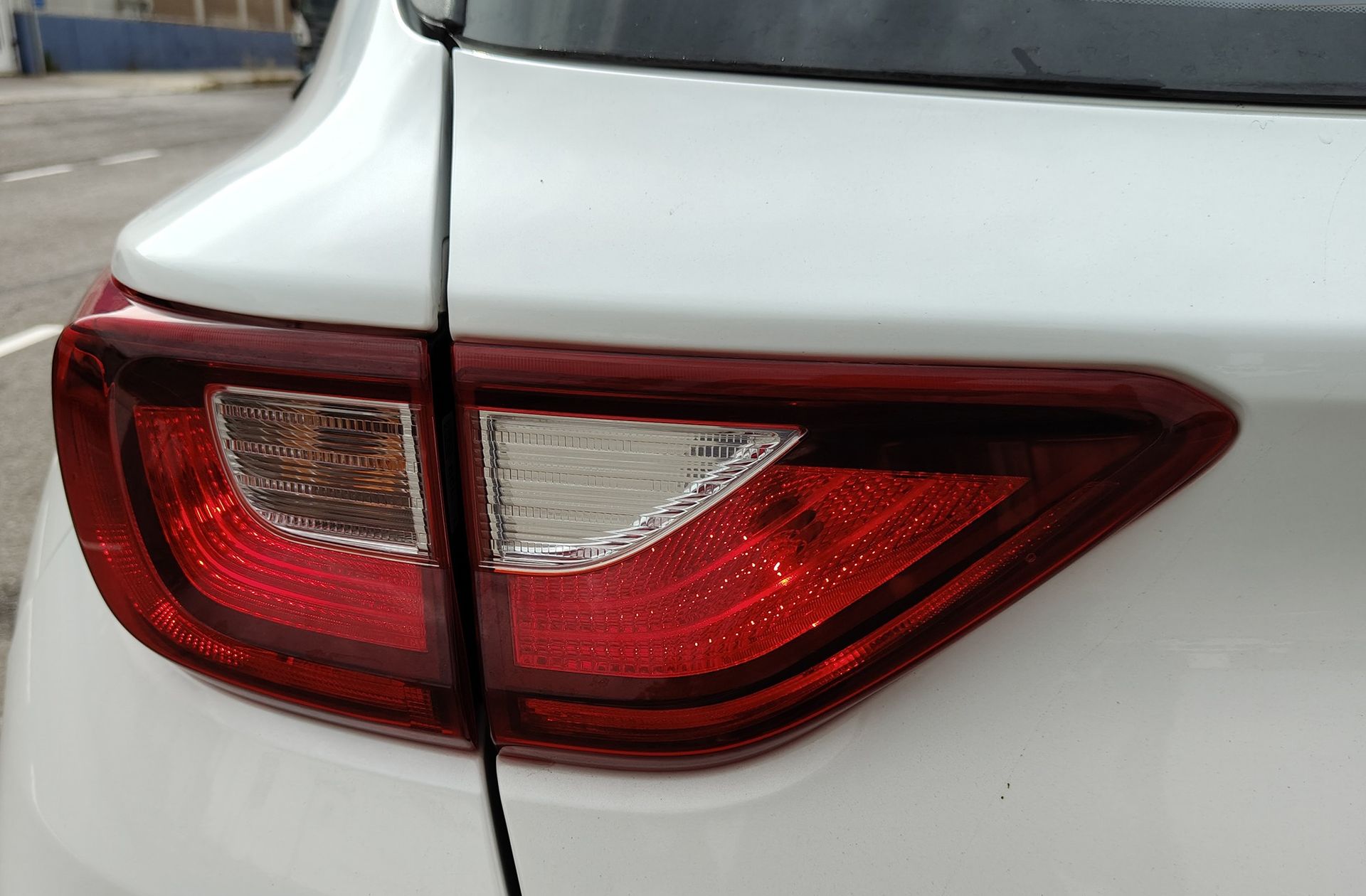Kia Stonic 1.0 T-GDi Drive DCT - foto 17