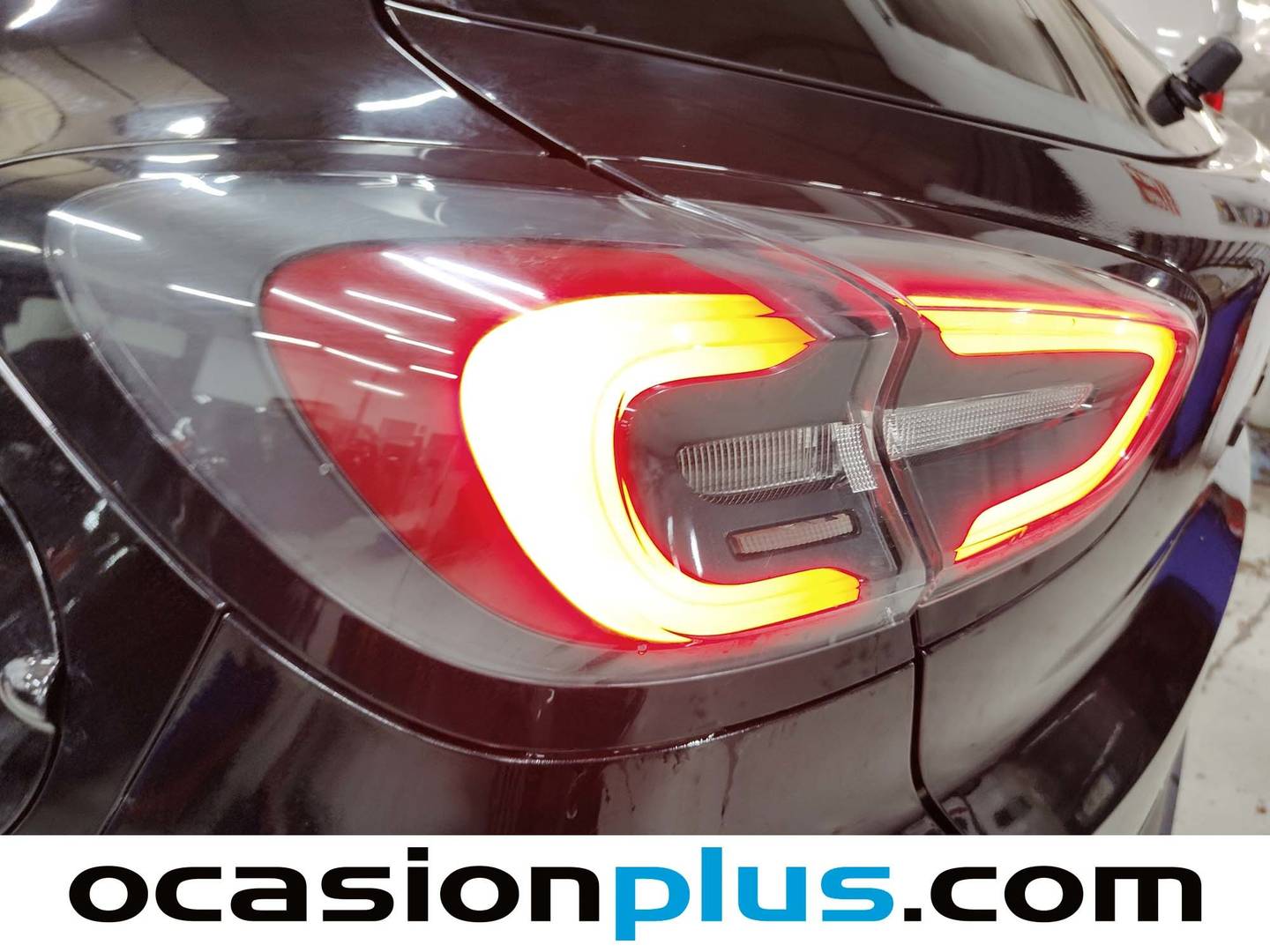 Foto Ford Puma Ford Puma 1.0 EcoBoost MHEV ST-Line X Auto  (155 CV)