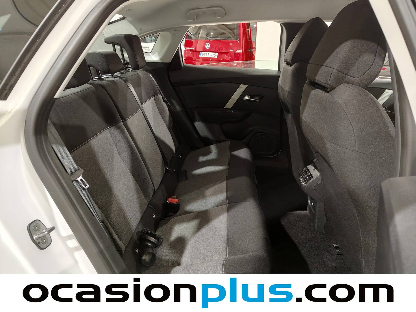 Foto Citroën C4 X Citroen C4 X PureTech 100 S&S 6v You (102 CV)