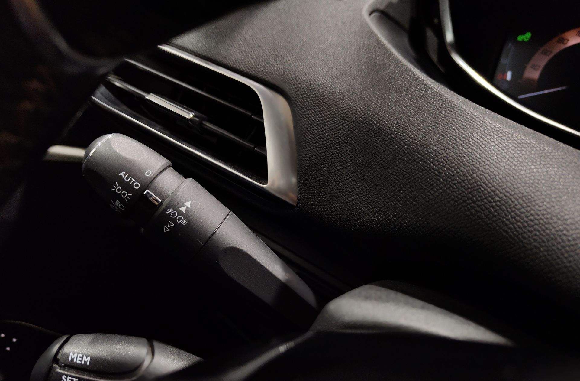 Peugeot 3008 BlueHDi 150 GT Line - foto 34