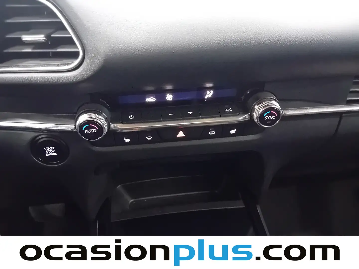 Foto Mazda CX-30 Mazda CX-30 2.0 e-SKYACTIV-G Homura 2WD AT (150 CV)