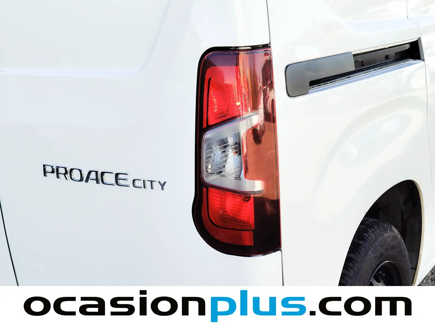 Foto Toyota Proace City Toyota Proace City Furgon 1.5D GX L1 650kg (102 CV)