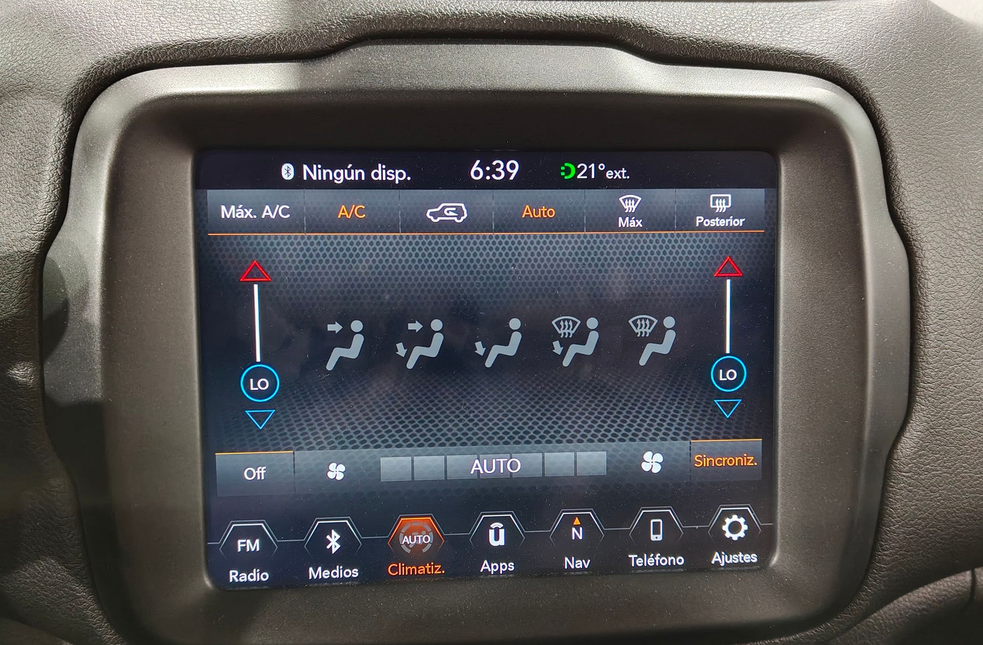 Jeep Renegade 1.3G Limited 4x2 Ddct - foto 36