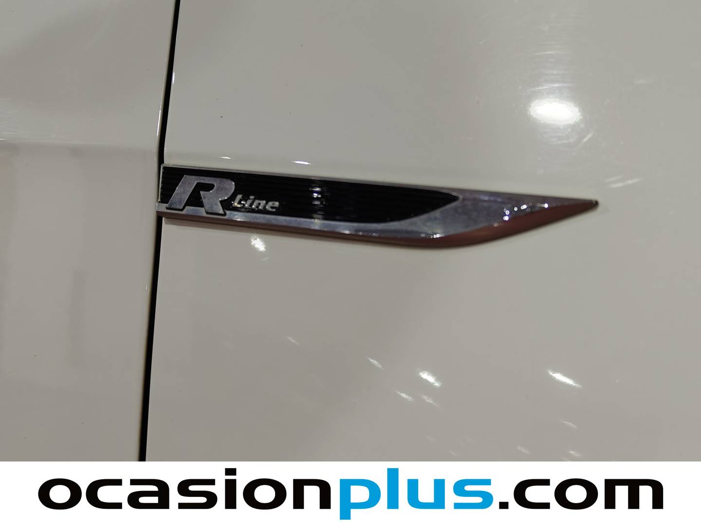 Extras y acabados del Volkswagen Golf Volkswagen Golf 1.6 TDI Sport R-Line DSG (115 CV)