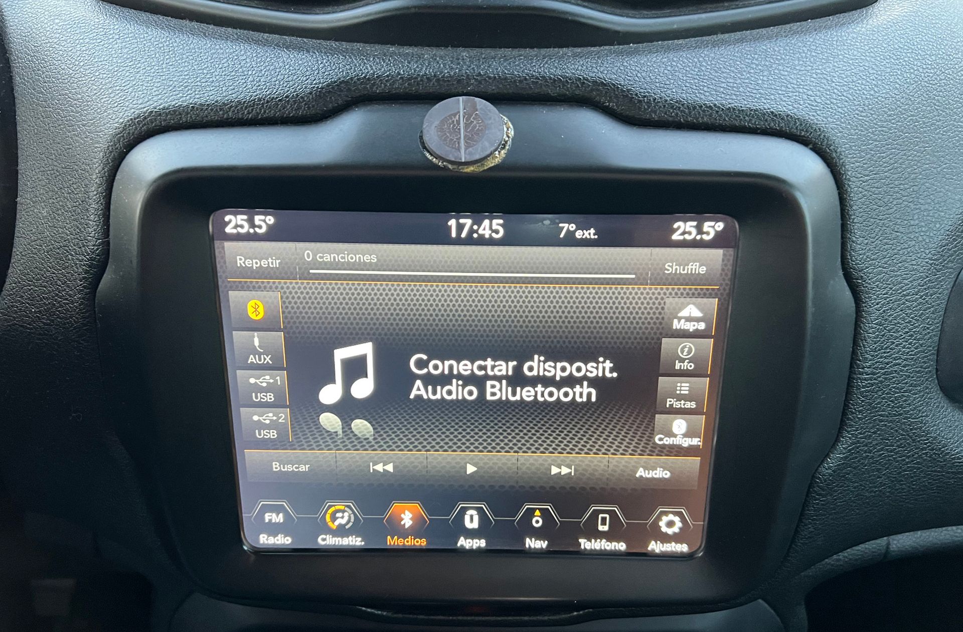 Jeep Renegade 2.0 MultiJet Night Eagle 4x4 - foto 27