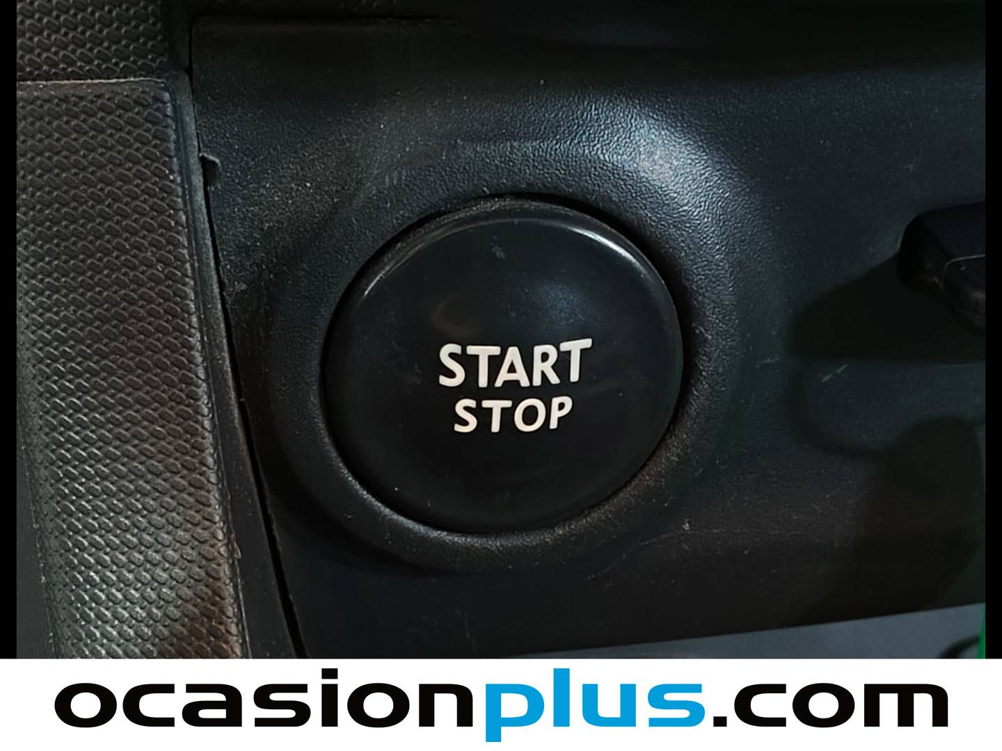 Foto Renault Clio Renault Clio 1.2 16v Authentique (75 CV)