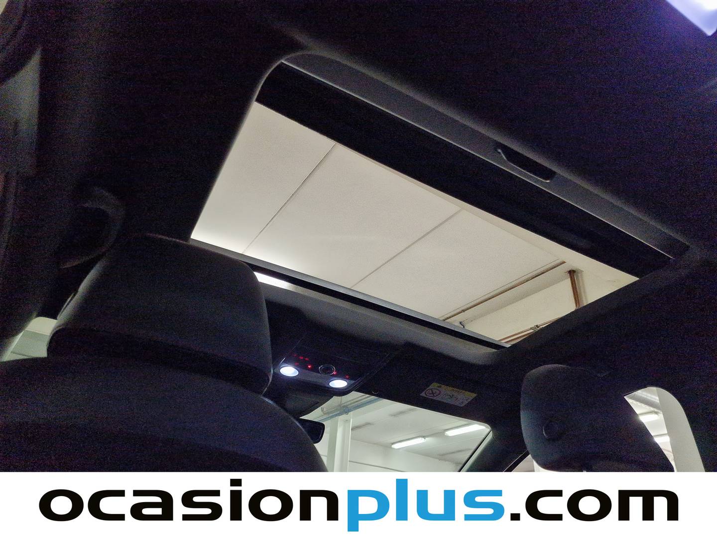 Extras y acabados del Seat León Seat León 2.0 TDI S&S FR DSG (150 CV)