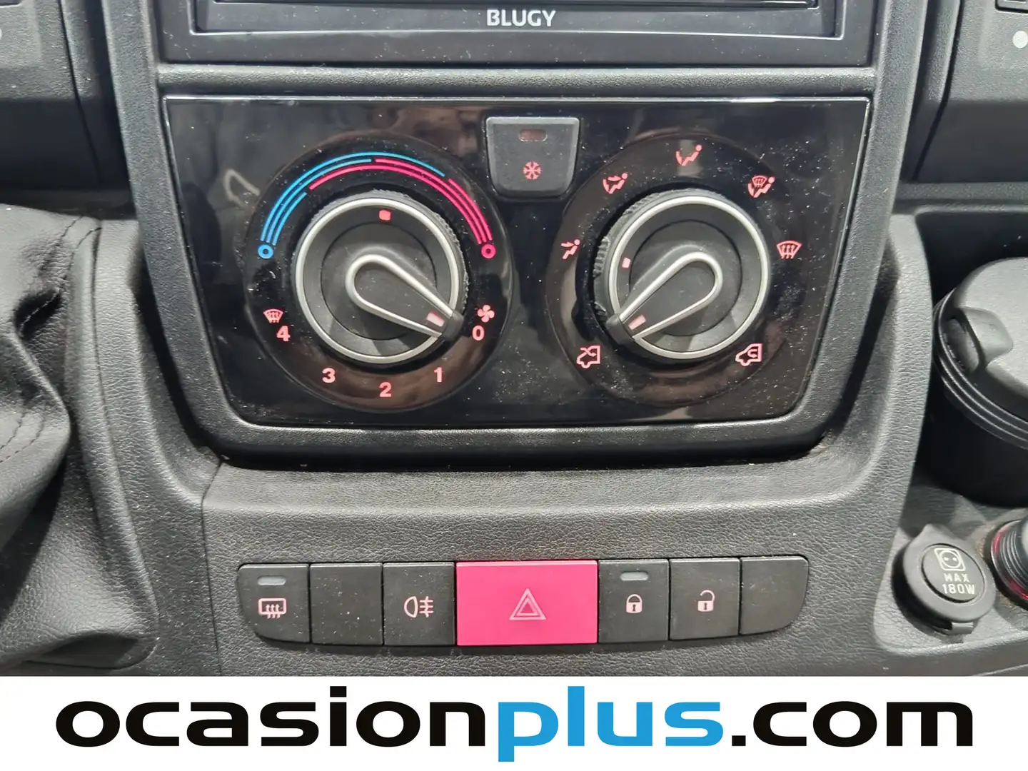 Foto Laika ECOVIP 300 Laika ECOVIP 300 300 2.3 Diesel (131 CV)