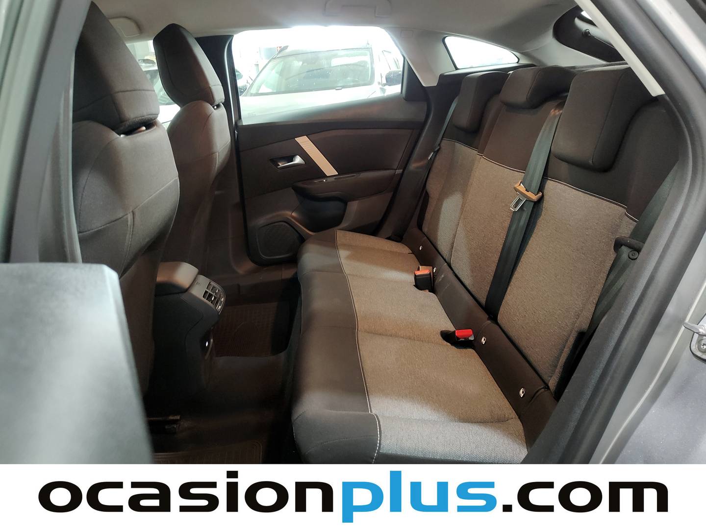 Foto asientos traseros Citroën C4 Citroën C4 PureTech 100 S&S Feel (100 CV)