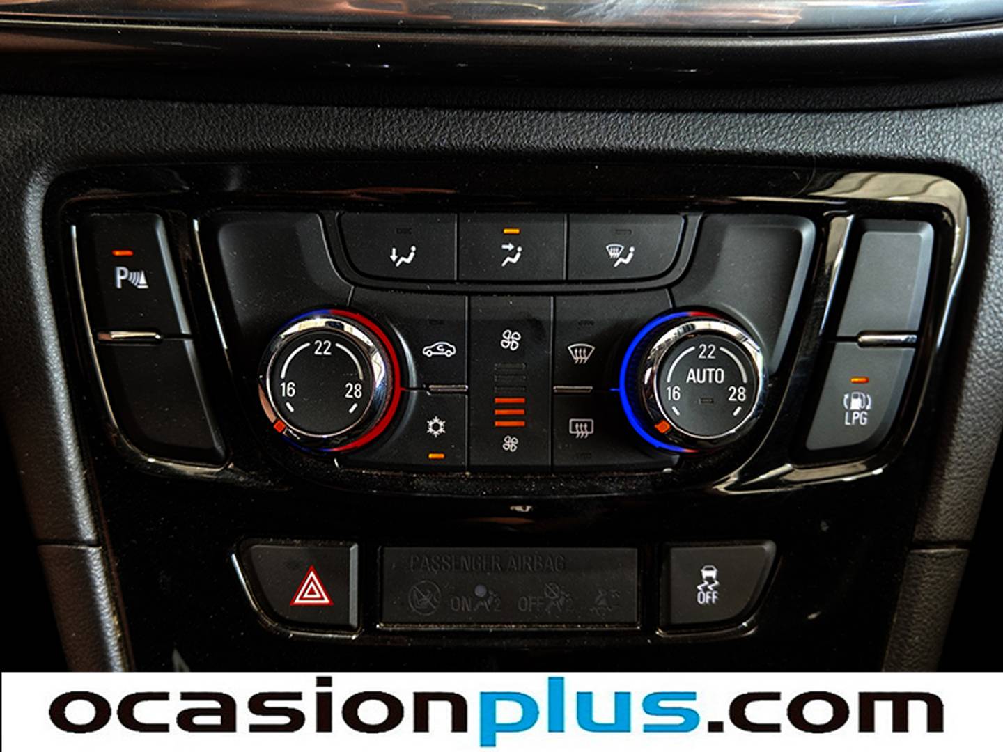 Foto Opel Mokka X Opel Mokka X 1.4 Turbo GLP Selective 4X2 (140 CV)