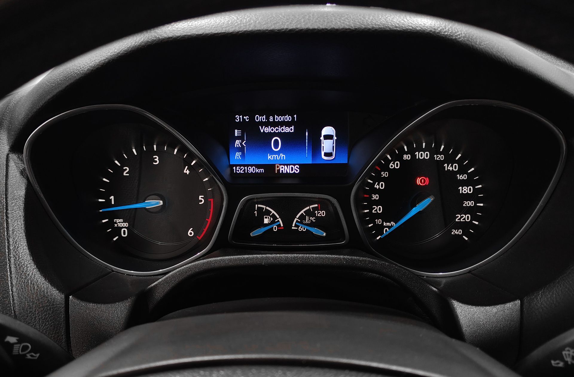 Ford Focus 1.5 TDCi Trend+ Powershift - foto 21