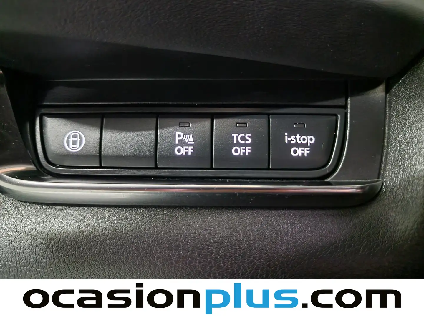 Foto Mazda CX-30 Mazda CX-30 2.0 Skyactiv-X Evolution 2WD AT (180 CV)