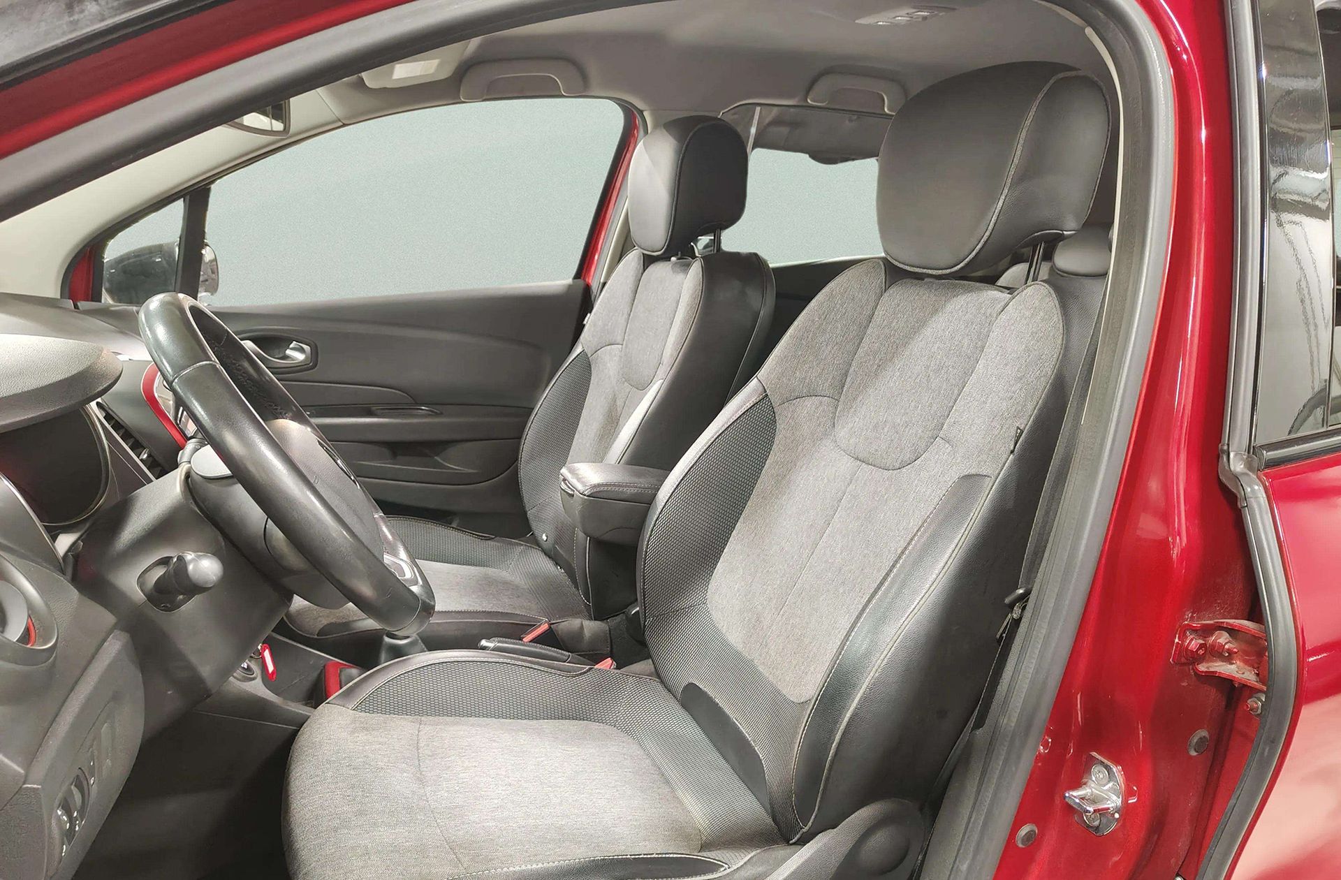 Renault Captur TCe 90 Xmod Energy - foto 12