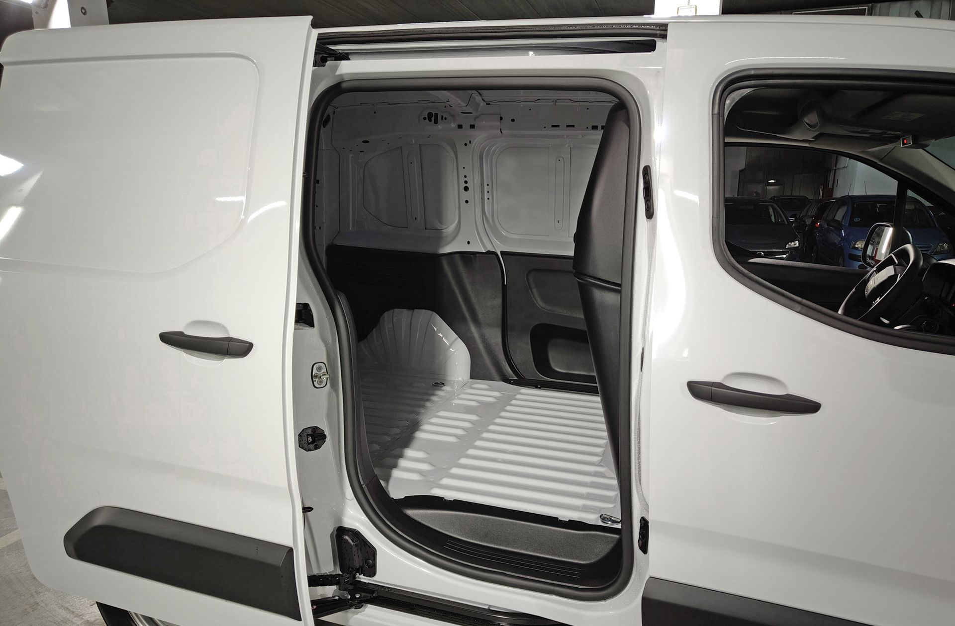 Fiat Doblò Furgon Furgón BlueHDi 100 M - foto 16