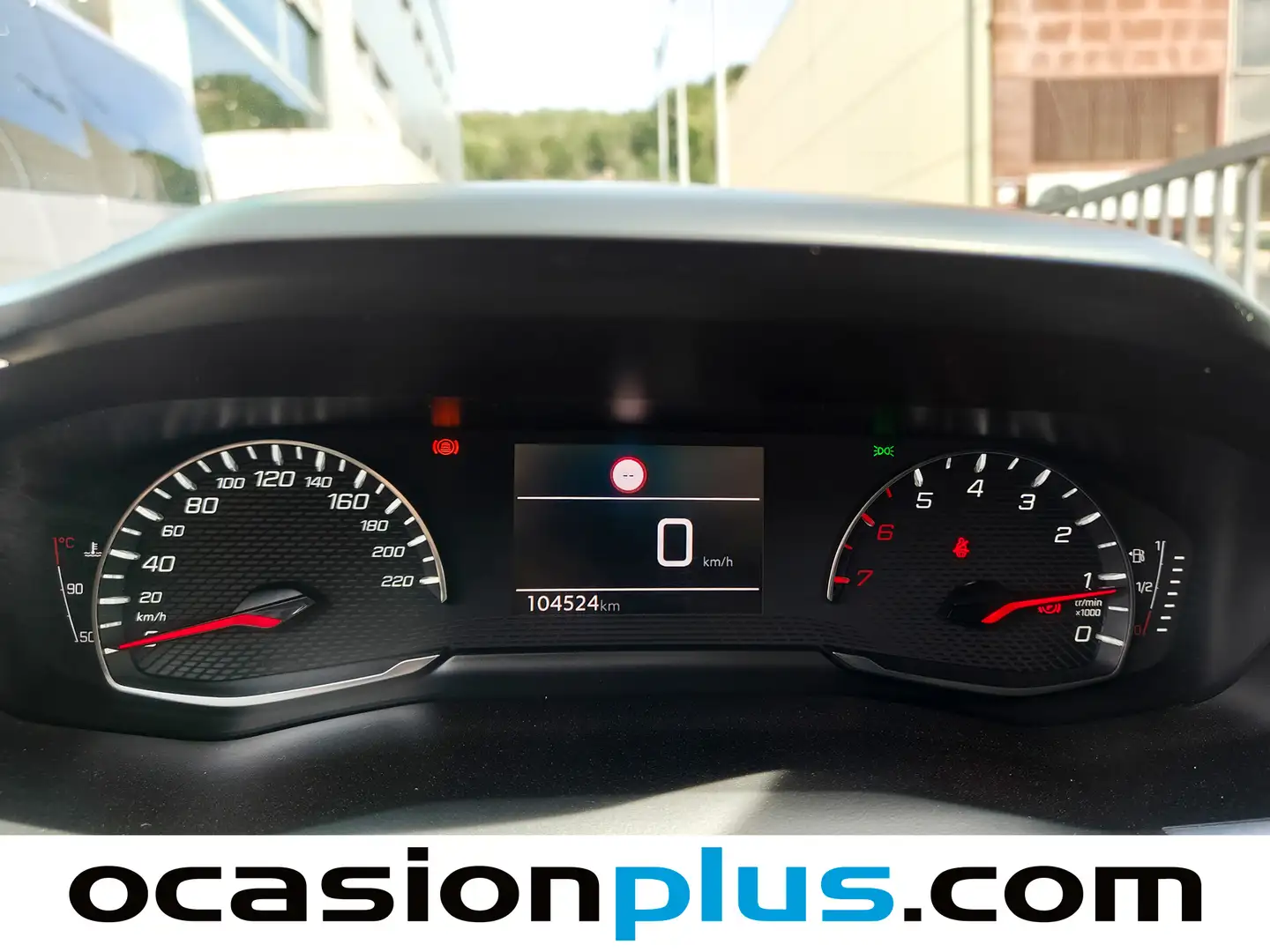 Foto Peugeot 2008 Peugeot 2008 BlueHDi 110 Allure (110 CV)