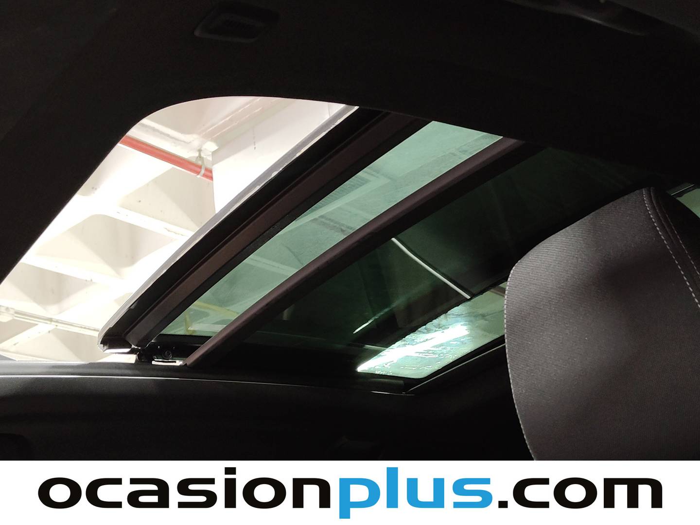 Extras y acabados del BMW X2 BMW X2 sDrive18i (136 CV)