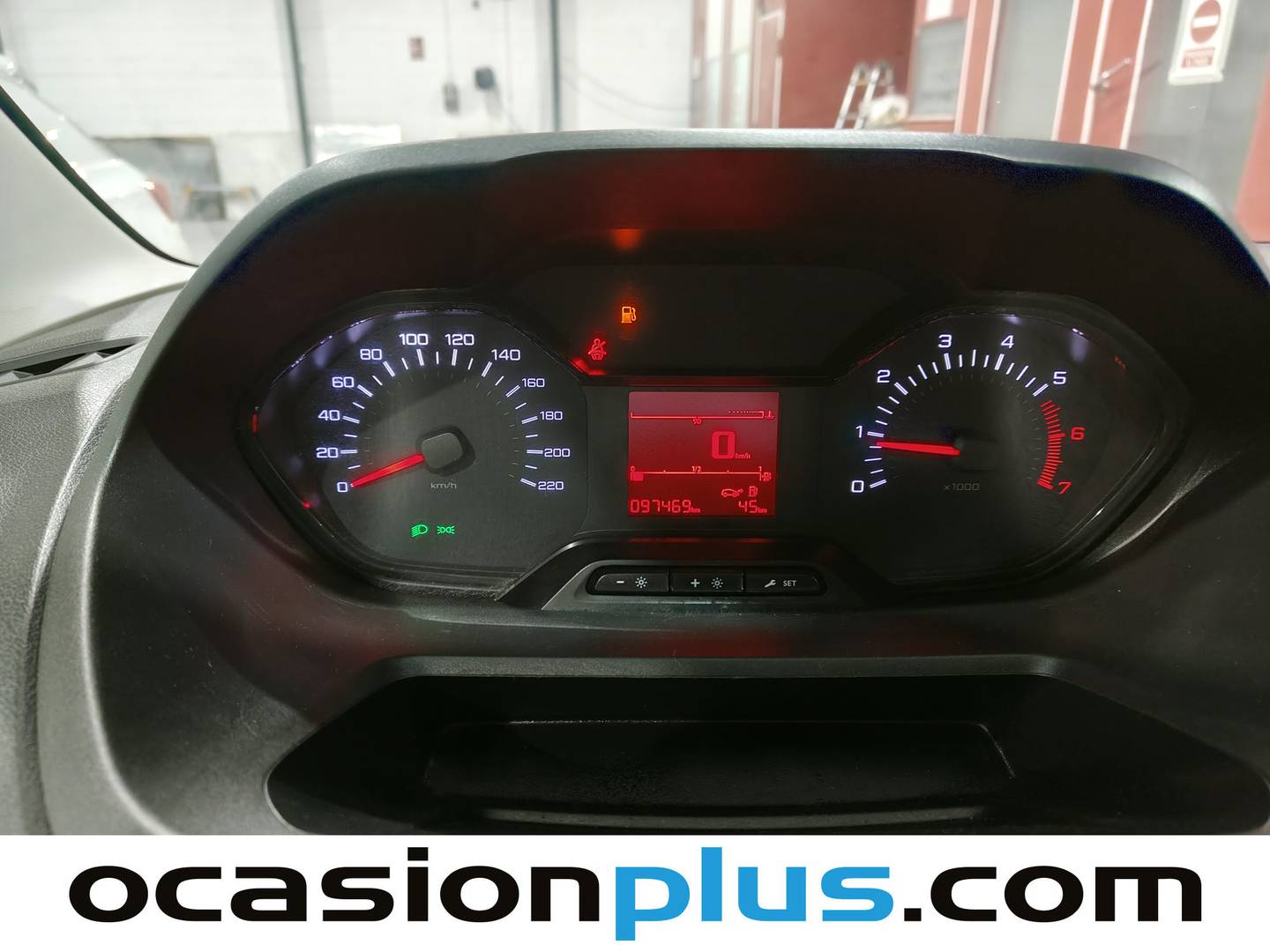 Foto Peugeot Partner Peugeot Partner BlueHDi 100 S&S Pro Standard 600kg (98 CV)