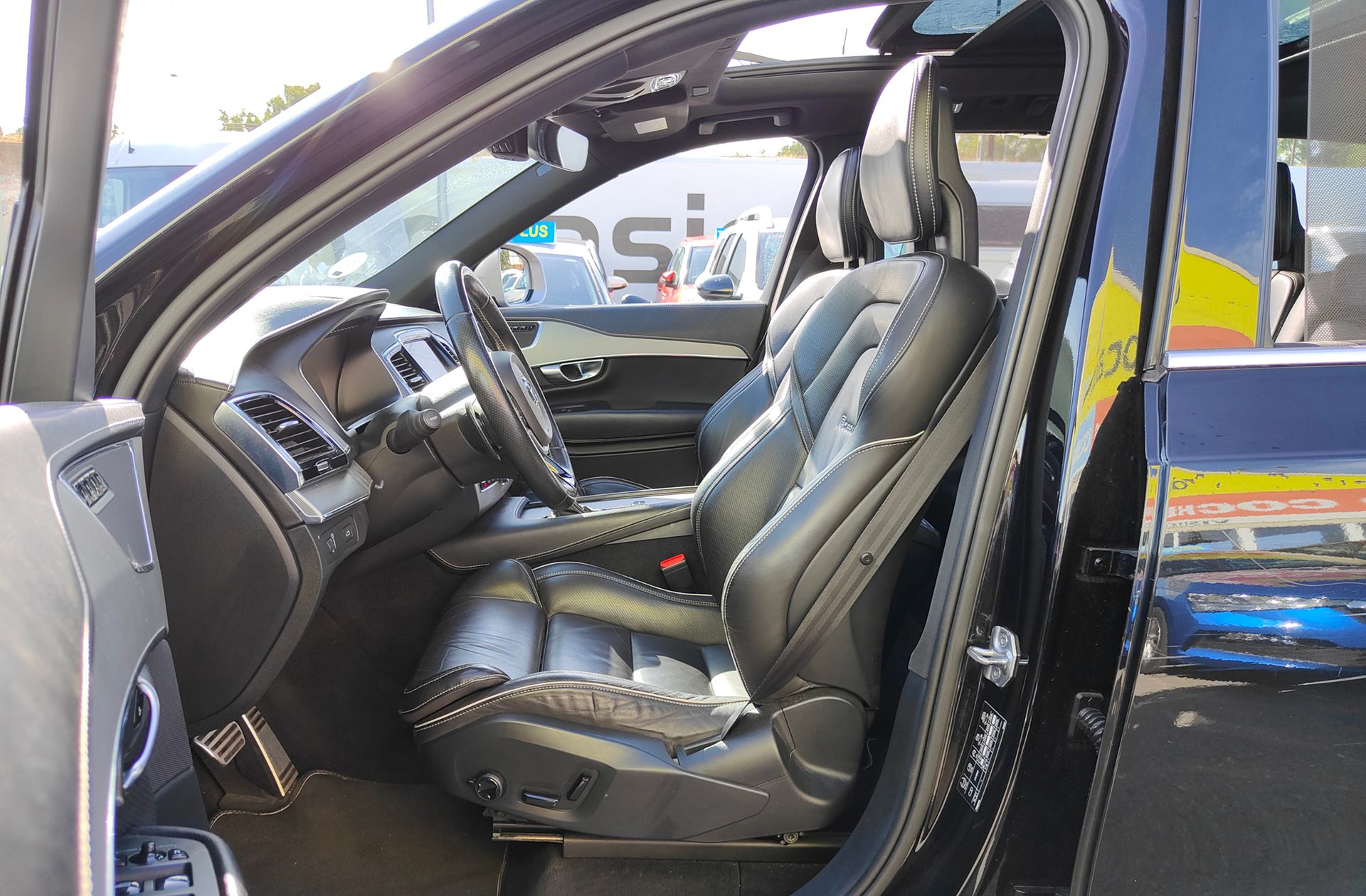 Volvo XC90 D5 R-Design AWD 7 plazas - foto 10