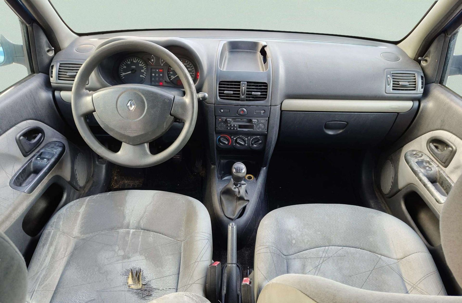 Renault Clio 1.5 dCi Expression - foto 6