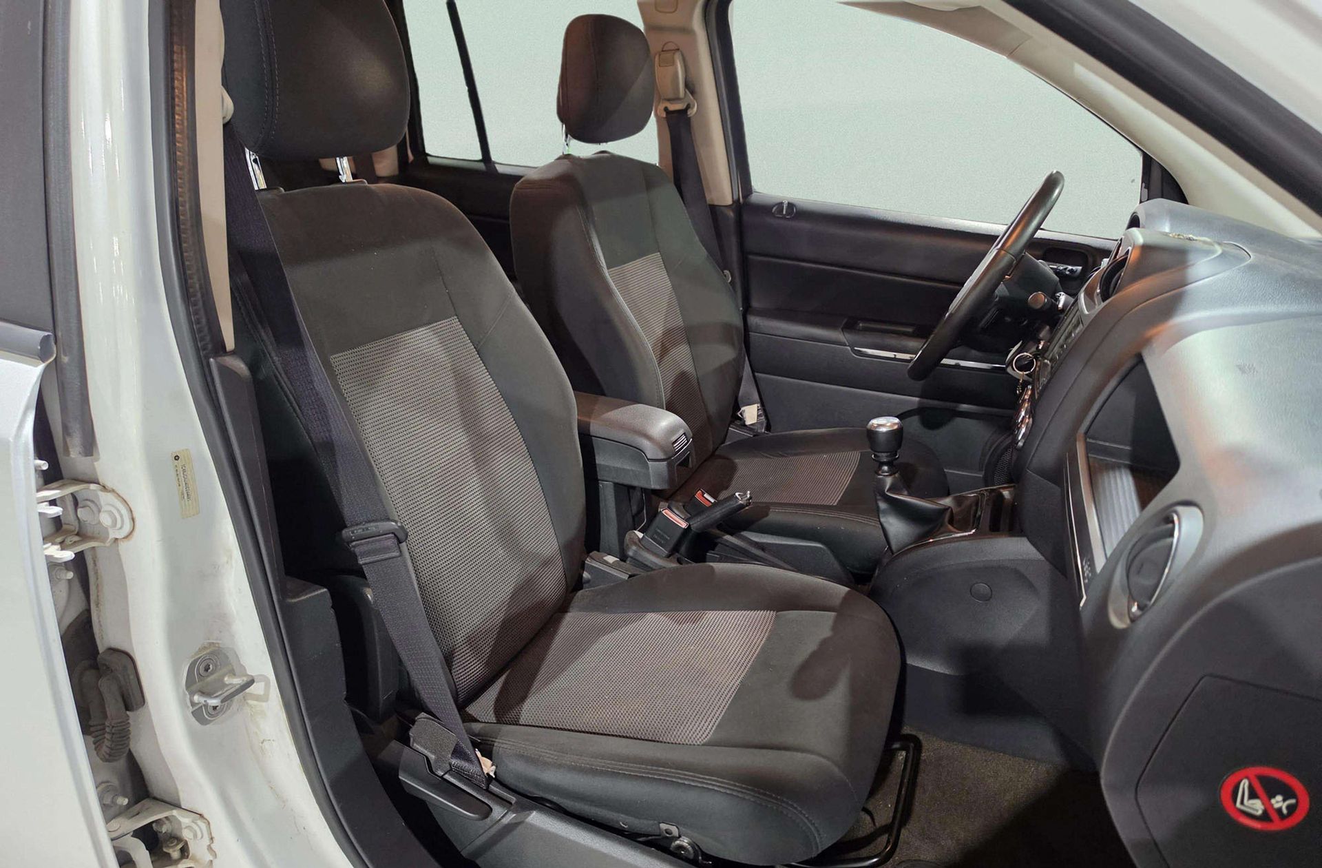 Jeep Compass 2.2 CRD North 4x2 - foto 15