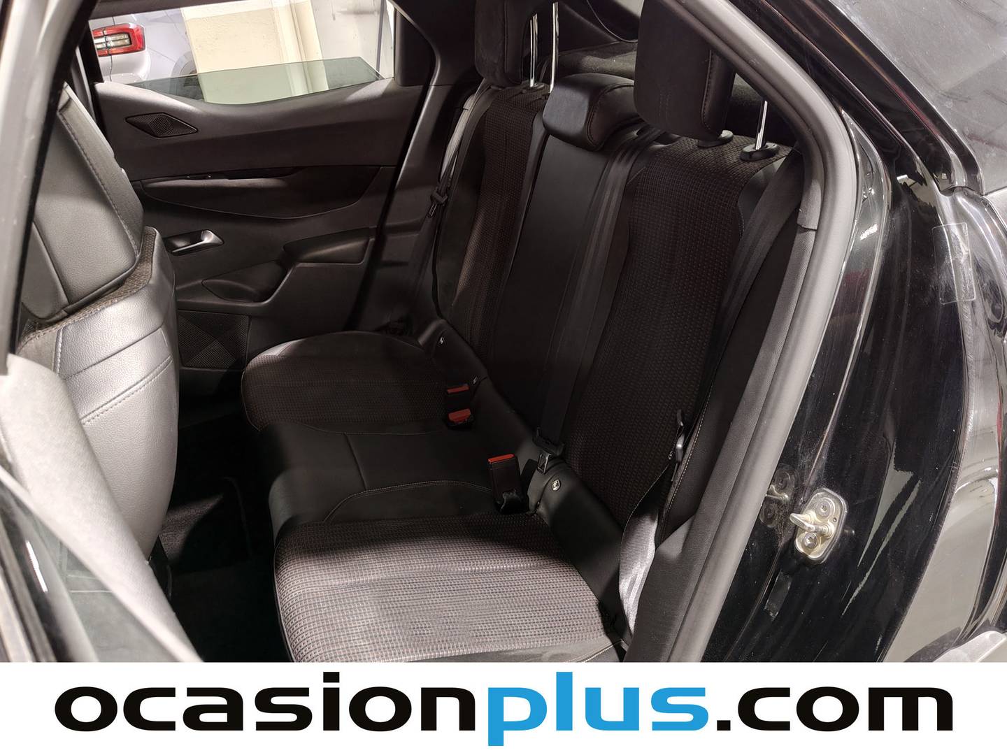Foto asientos traseros DS DS 3 Crossback DS DS3 BlueHDi Performance Line (100 CV)