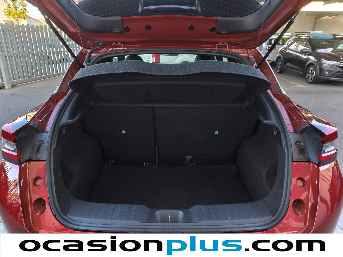 Foto Nissan JUKE Nissan Juke DIG-T N-Connecta 4x2 (114 CV)