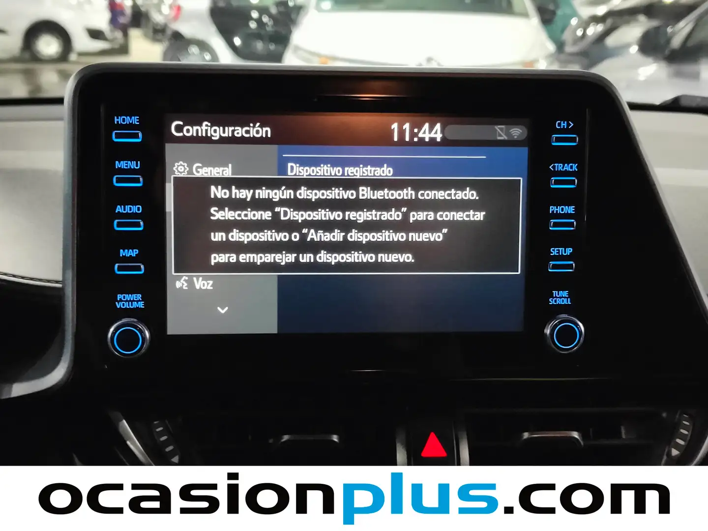 Foto Toyota C-HR Toyota C-HR 1.8 125H Advance (122 CV)